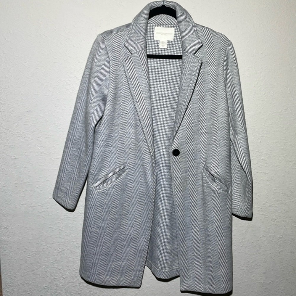Christian Siriano. Patterned long jacket. Small.